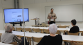 Hyvinvoiva Etelä-Pohjanmaa -hankkeesta asiantuntija Elina Nummikoski kertoo tietoiskussa OmaEP-digipalvelun kautta käytettävistä chat-palveluista.